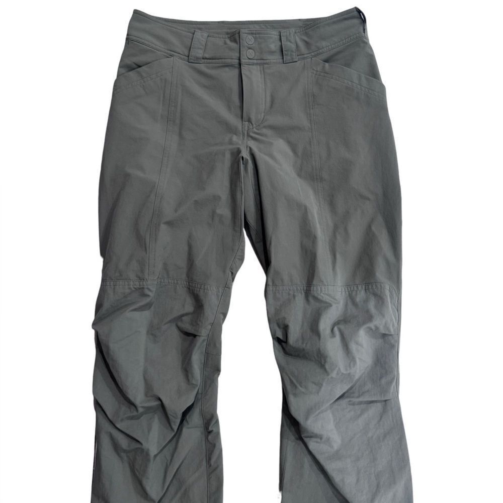 Women’s REI trail hiking pants size 8 Green